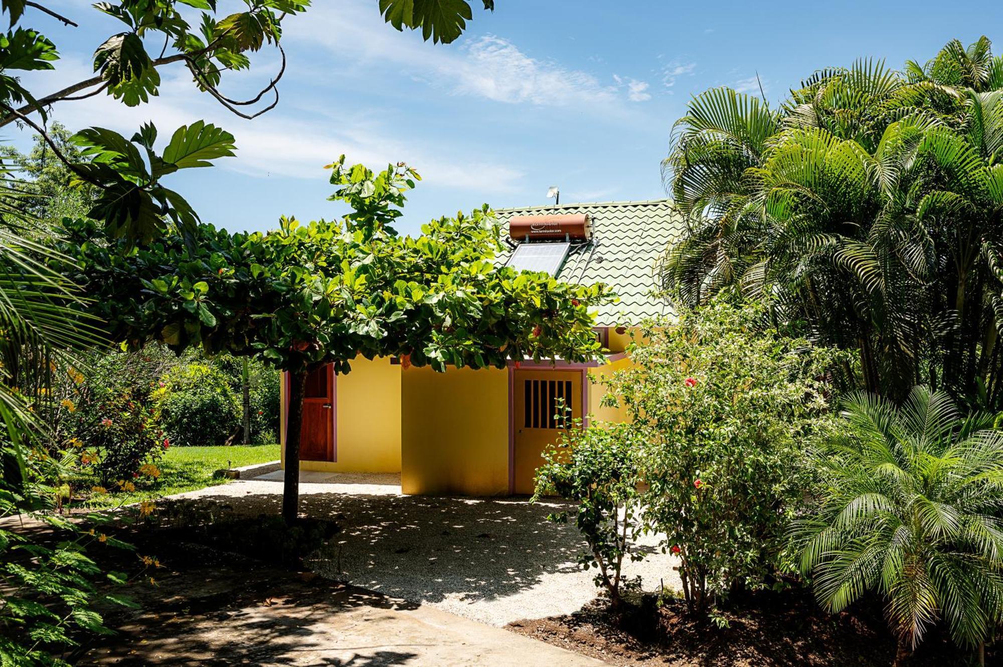 Bed and Breakfast Casa Laureles Playa Bejuco  Zewnętrze zdjęcie