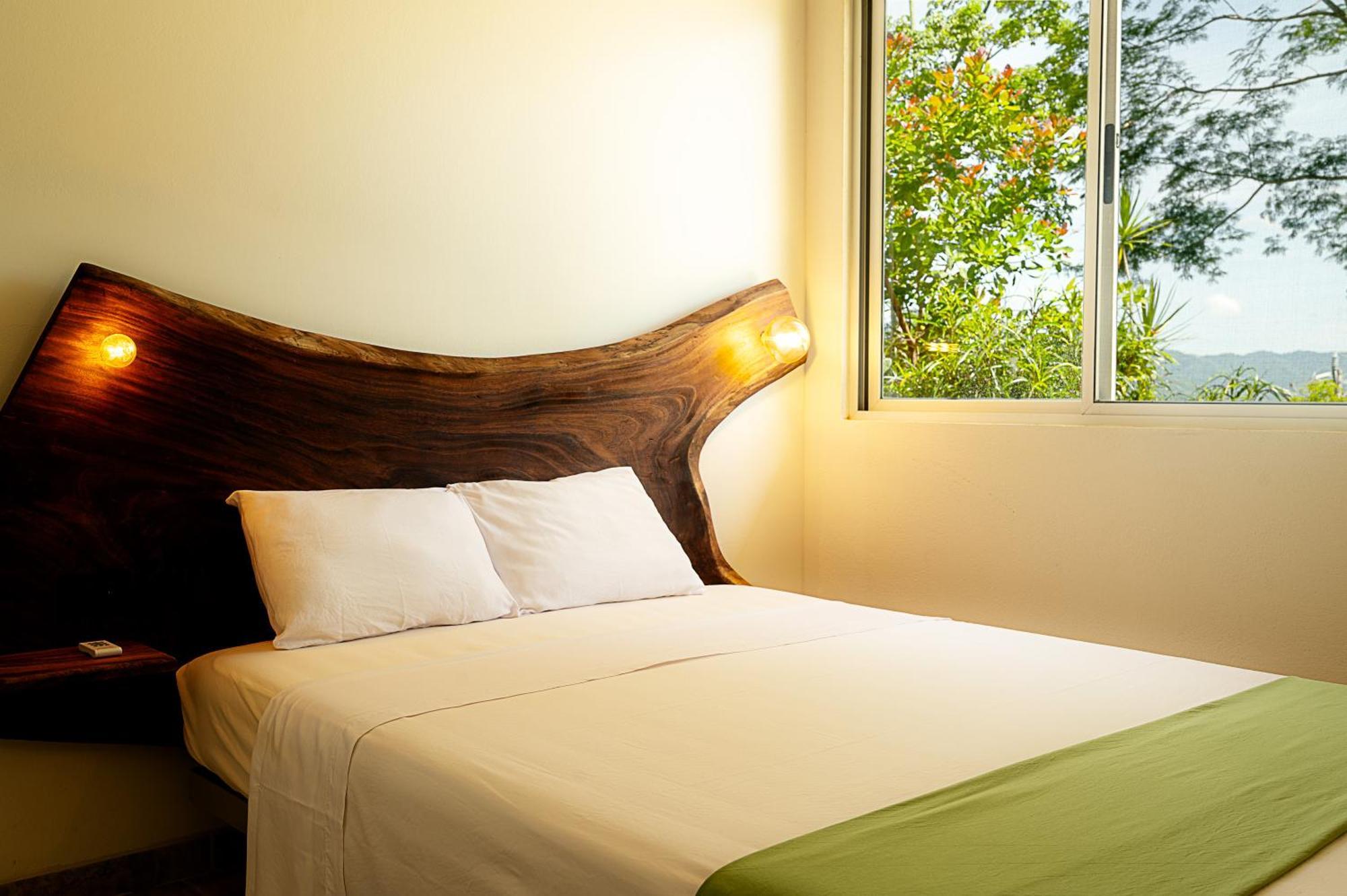 Bed and Breakfast Casa Laureles Playa Bejuco  Zewnętrze zdjęcie
