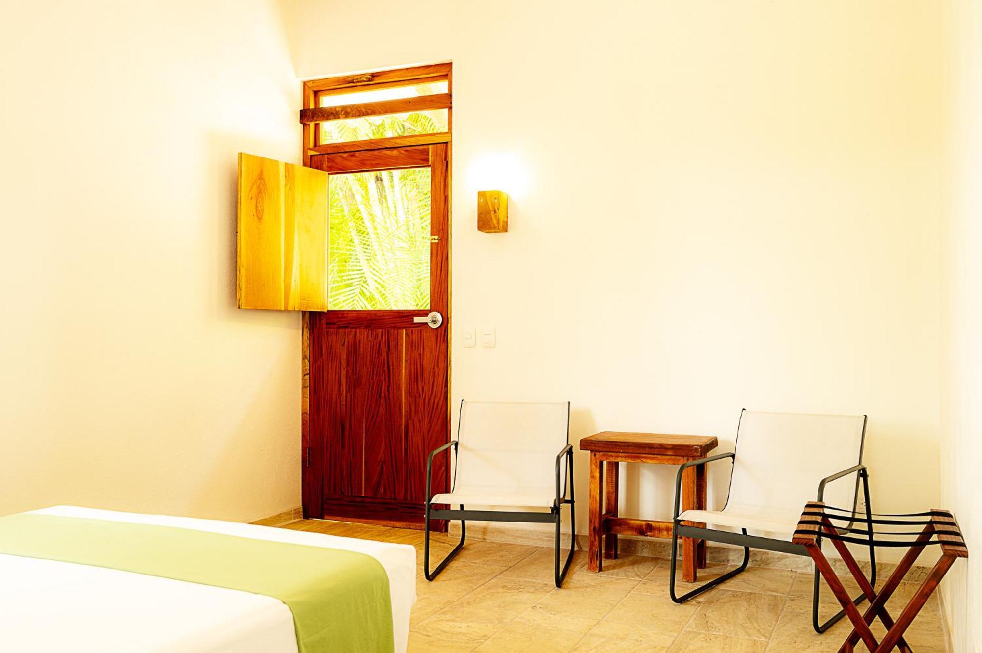 Bed and Breakfast Casa Laureles Playa Bejuco  Zewnętrze zdjęcie