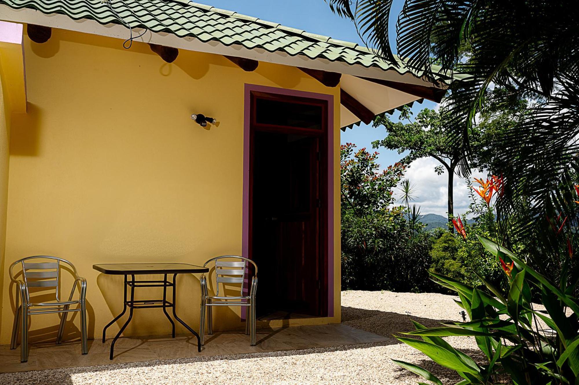 Bed and Breakfast Casa Laureles Playa Bejuco  Zewnętrze zdjęcie